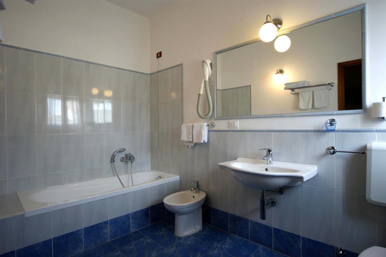 Hotel Liberty Viareggio Habitación foto